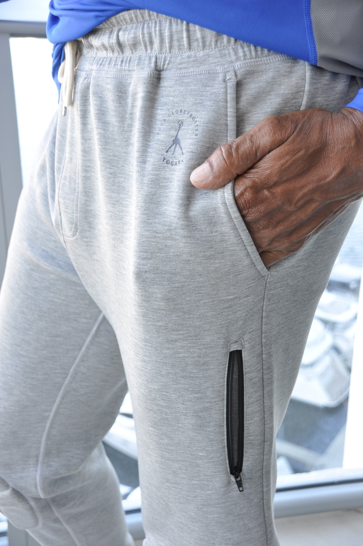 Mens fitness jogger with knee pad heather grey