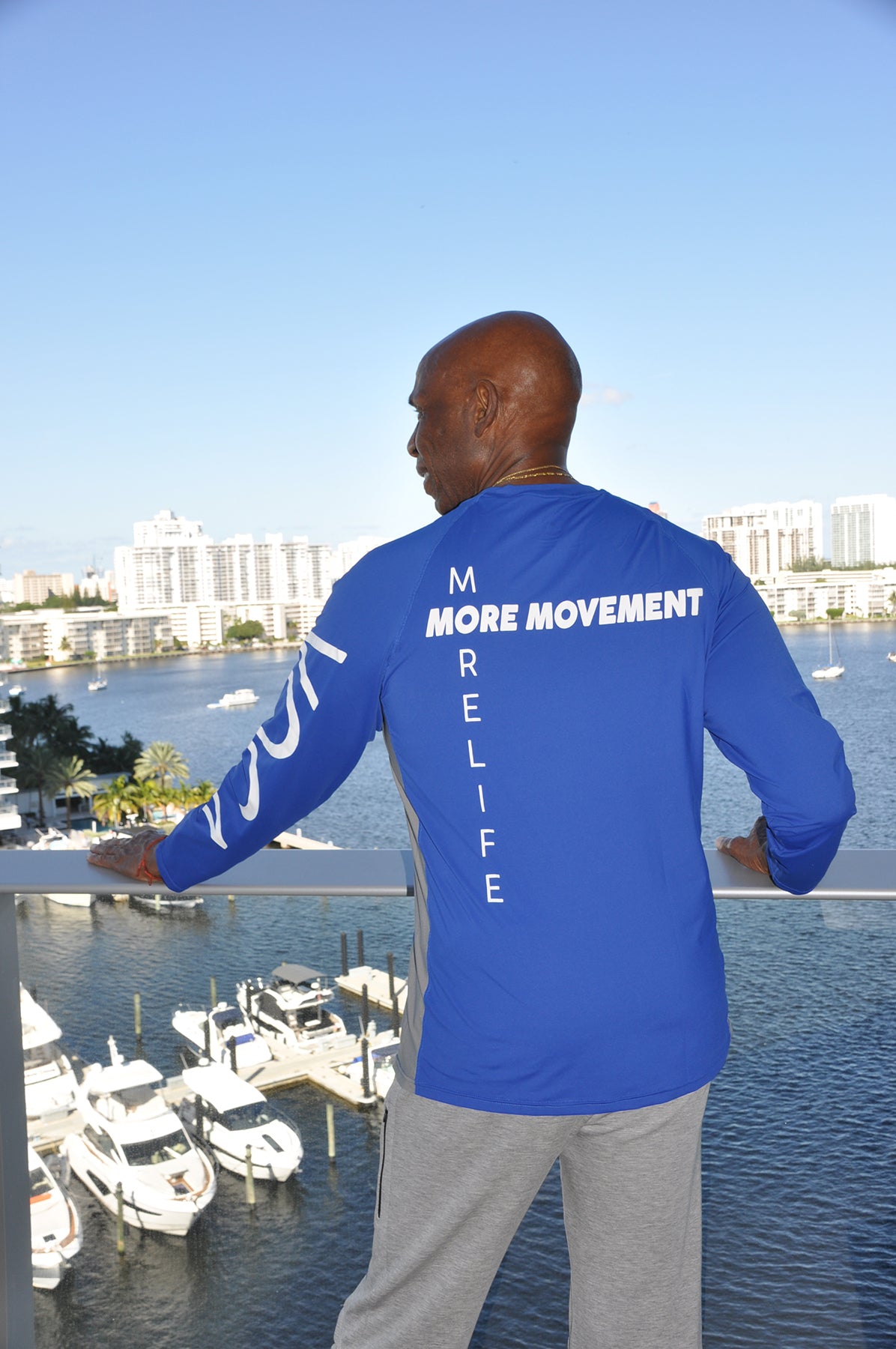 Yoga Globetrotter signature long sleeve tee Royal blue