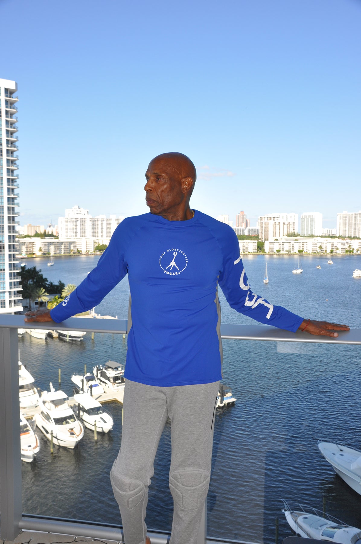 Yoga Globetrotter signature long sleeve tee Royal blue